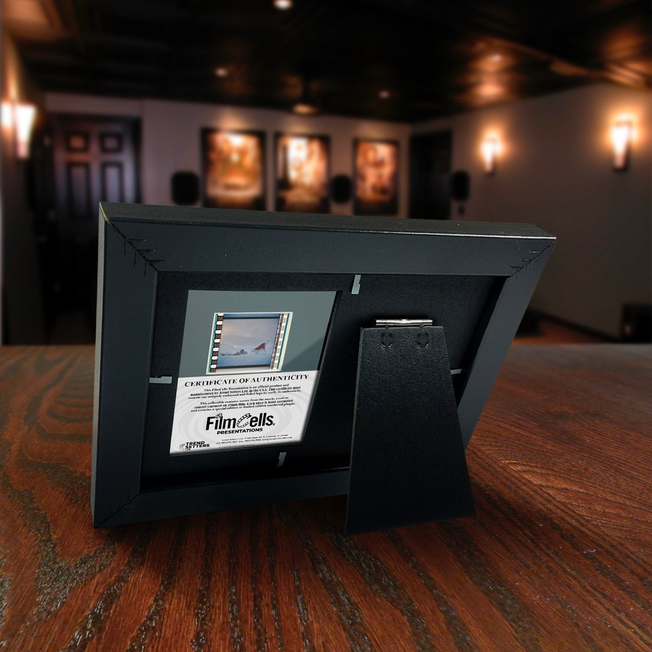 Superman (2025) (Look Up) Minicell FilmCells™ Framed Desktop Presentation USFC6601